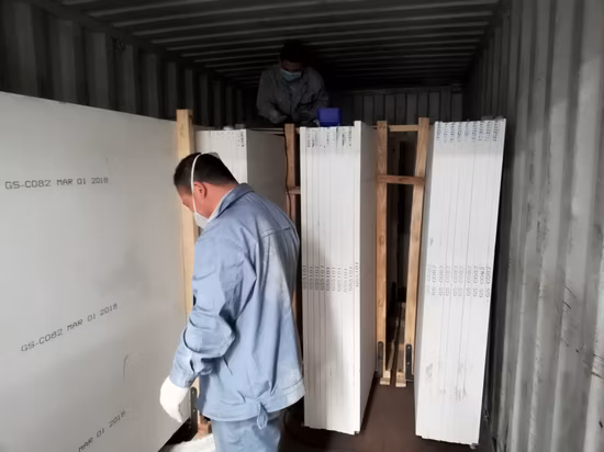 Calacatta Quartz Stone Slab with Natural Veins